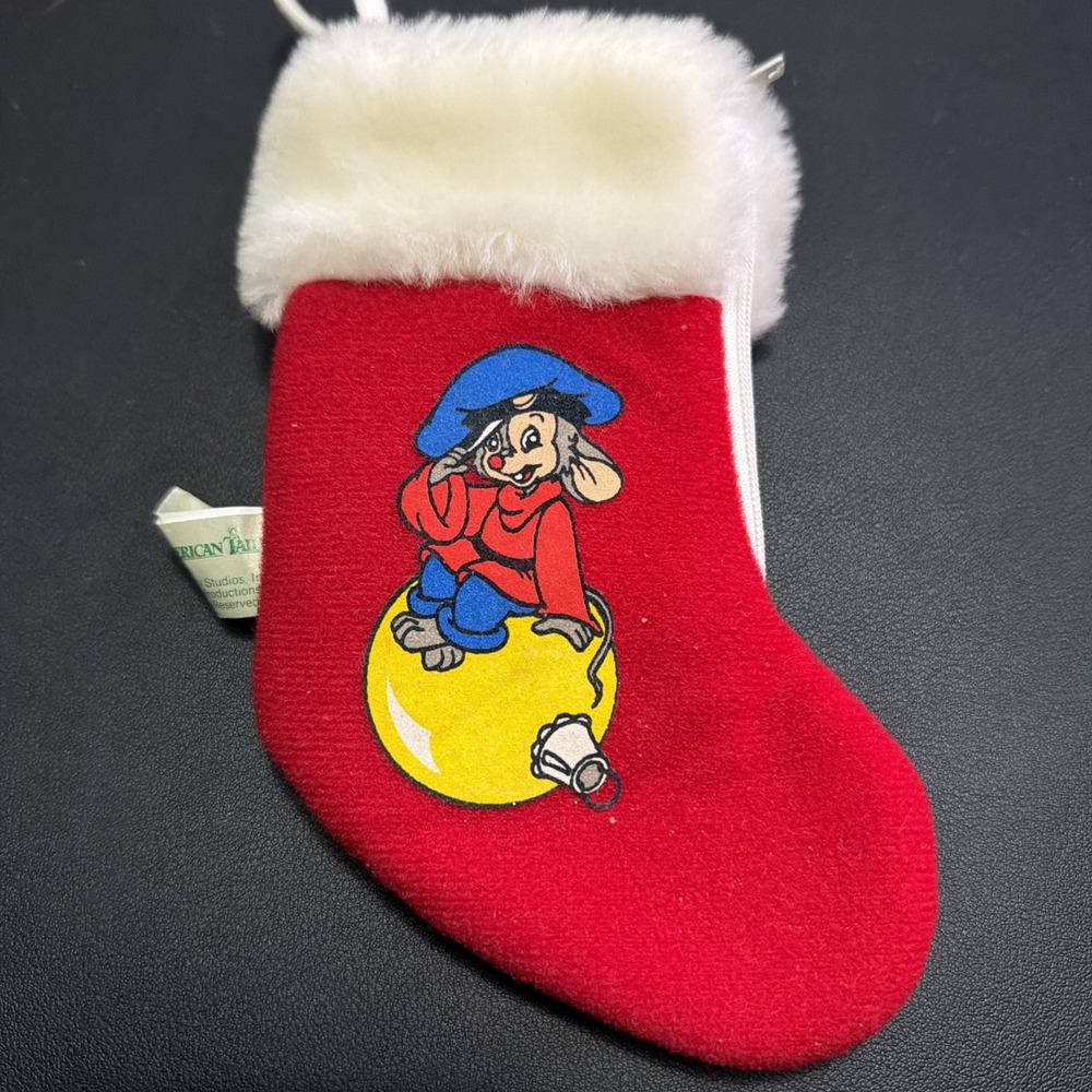 Vintage McDonalds An American Tale mini Christmas stocking red circa 1986!